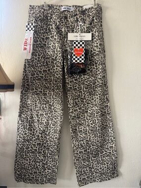 NWT Girl Index Leopard Print Wide Leg Jeans – Modern Wide Fit Size 9